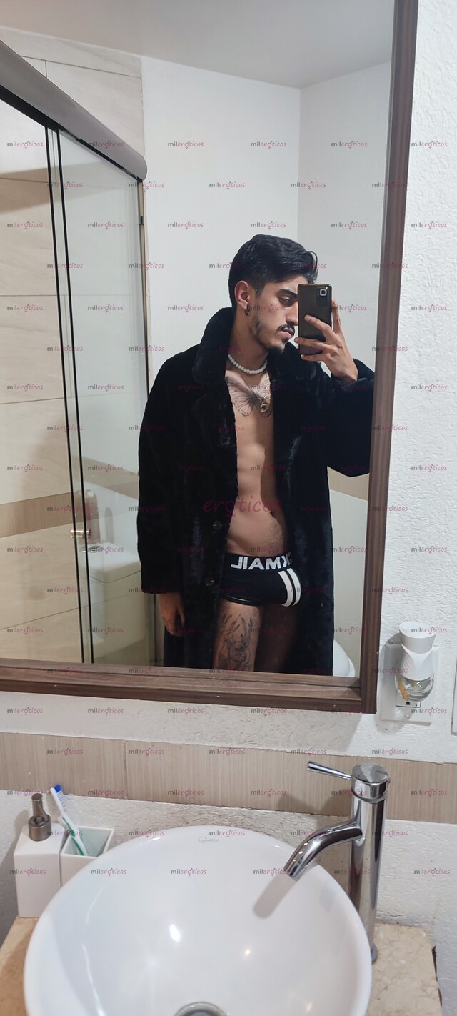 FOTOS DE LATINO, JOVEN, ACTIVO, DELGADO Y MUY MORBOSO SOLO PAR TI SOLVENTE Y SERIO