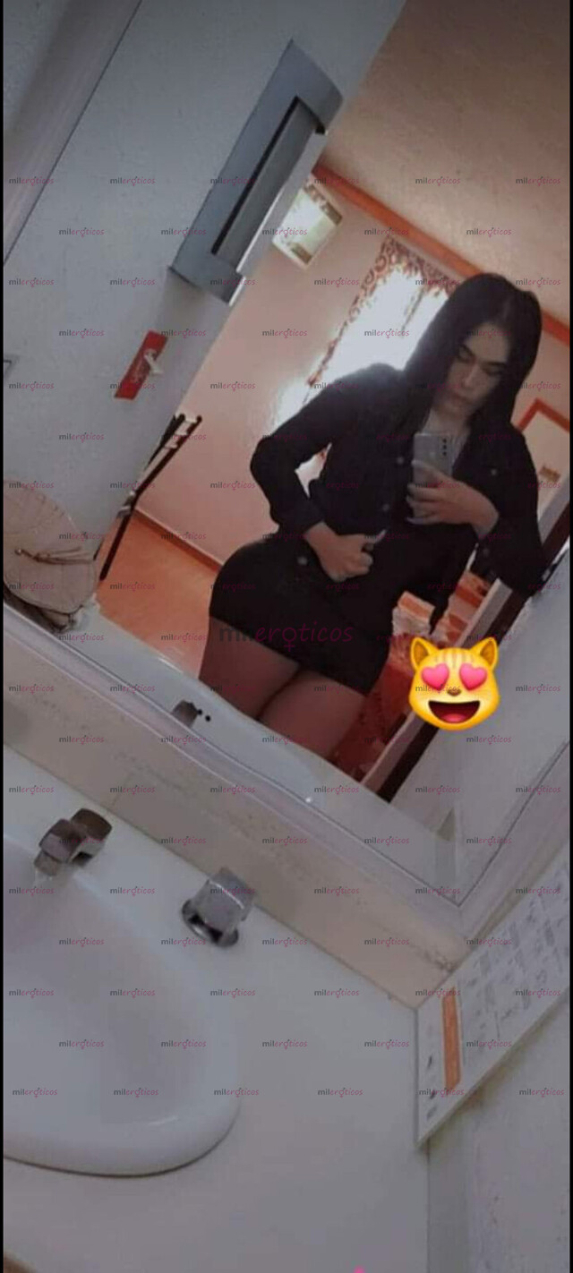FOTOS DE LA BOMBOM SUPER NALGOTAS Y 20 CM DE PLACER