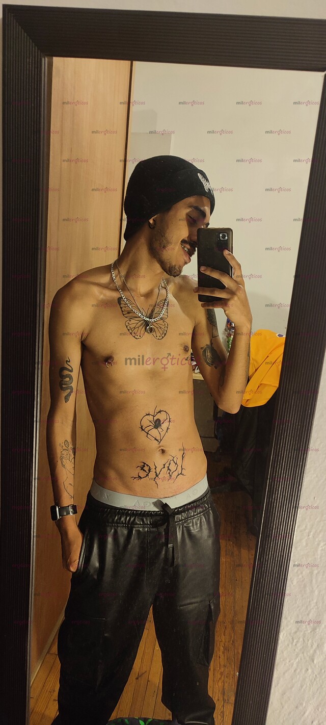FOTOS DE LATINO, JOVEN, ACTIVO, DELGADO Y MUY MORBOSO SOLO PAR TI SOLVENTE Y SERIO