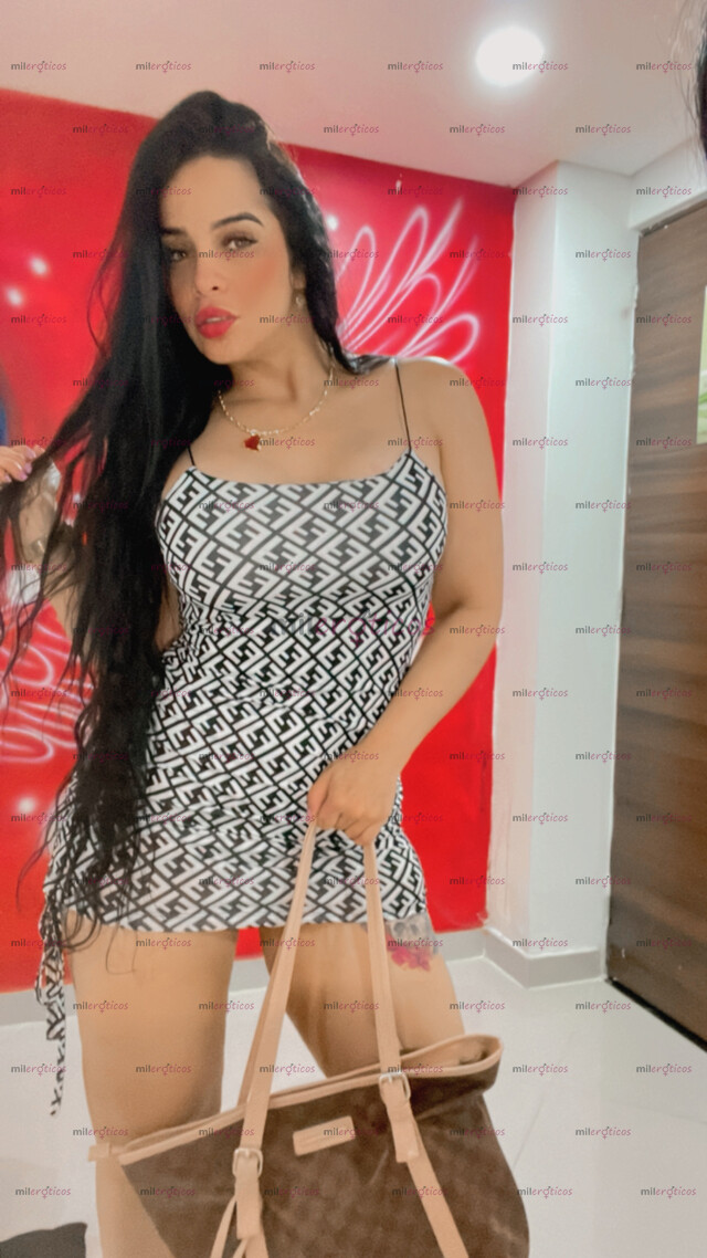 FOTOS DE LA MAS CARA ELEGANTE Y HERMOSA CULO NATURAL PURO LUJO