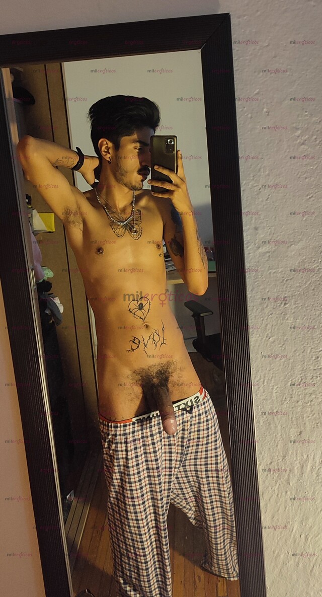 FOTOS DE LATINO, JOVEN, ACTIVO, DELGADO Y MUY MORBOSO SOLO PAR TI SOLVENTE Y SERIO