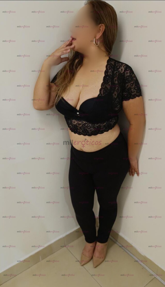 FOTOS DE IMAGINATE MIS PECHOS RECORRIENDO LENTAMENTE TODO TU CUERPO