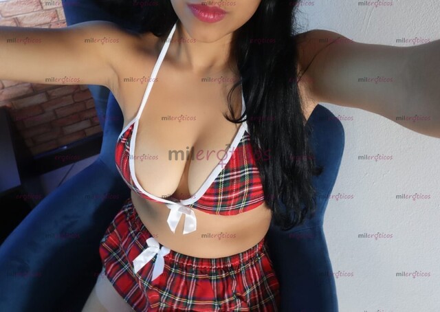 FOTOS DE CHICA TETONA Y NALGONA PARA TI AMOR, TE VA A ENCANTAR MI SERVIO