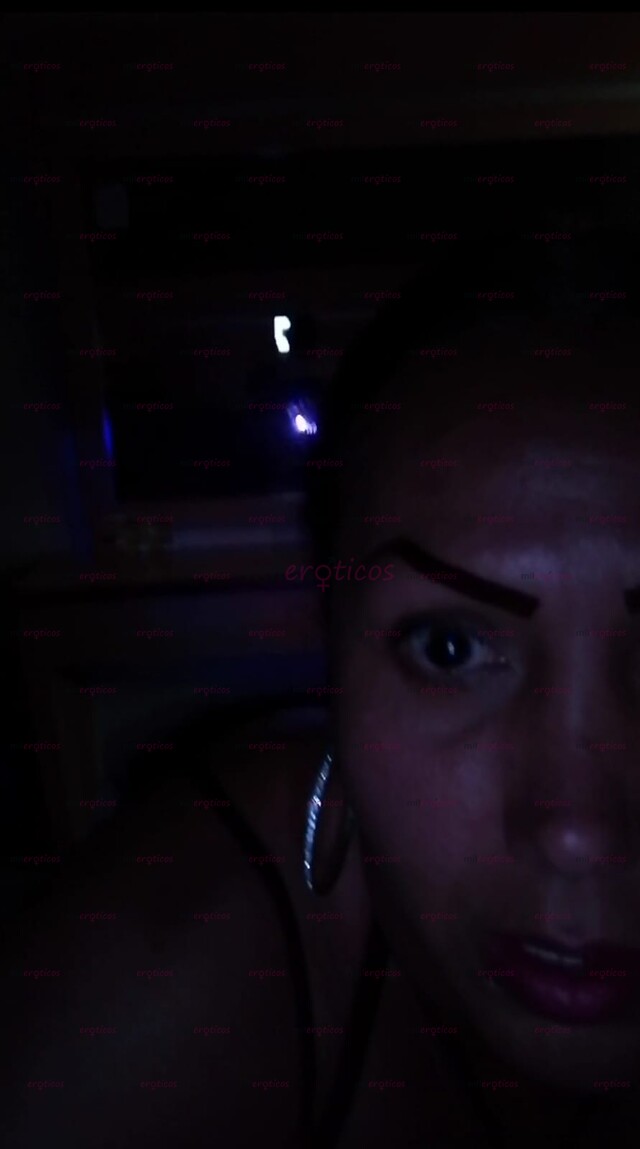 FOTOS DE KENYA RENDÓN.....................DISPUESTA A CUMPLIR TUS FANTASÍAS