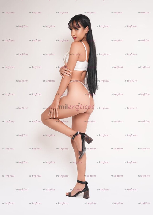 FOTOS DE CARISMÁTICA Y COMPLACIENTE NINFONMANITA FLAQUITA