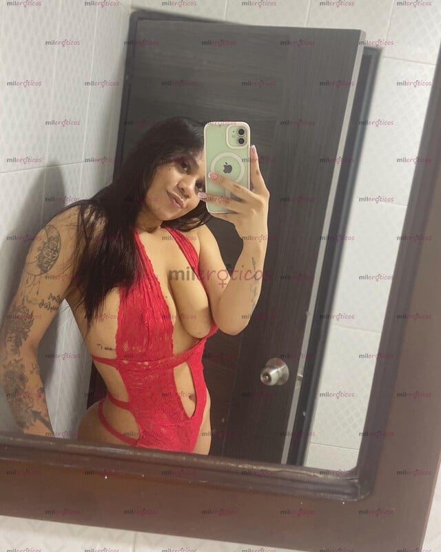FOTOS DE HERMOSA CHICA CON CURVAS NATURALES CONTENIDO Y PRESENCIAL ESTOY DE VISITA