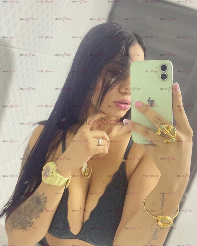 FOTOS DE HERMOSA CHICA CON CURVAS NATURALES CONTENIDO Y PRESENCIAL ESTOY DE VISITA