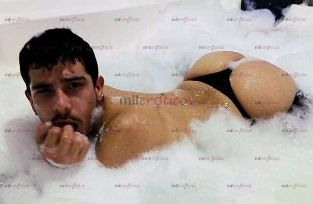 FOTOS DE VENEZOLANO PASIVO COMPLACE LAS 24HRS KENNEDY