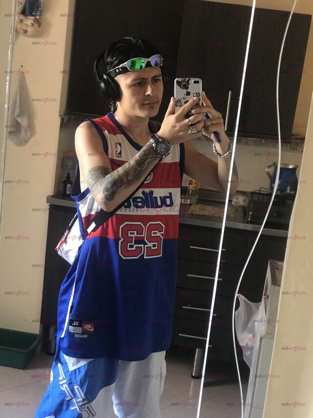 FOTOS DE VERGÓN MACHO PINTA EXPERTO EN COMPLACERTE CON 20CM