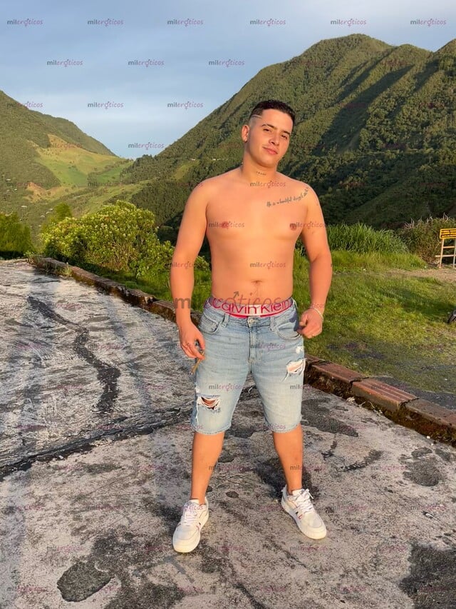 FOTOS DE PARCERO COLOMBIANO VARONIL VERGON,LECHERO Y MUY COMPLACIENTE