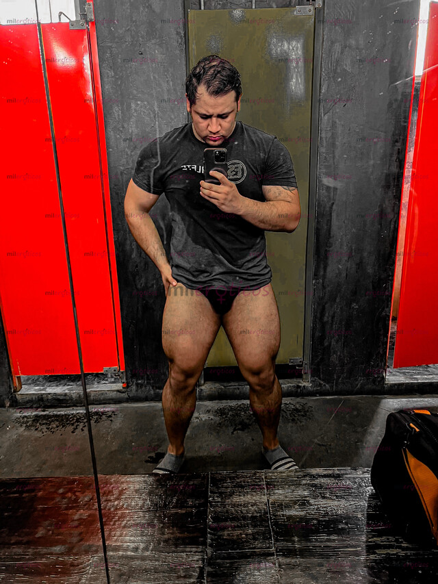 FOTOS DE JOVEN COMPLACIENTE EN OAXACA, DE BUEN VER, BUEN FÍSICO Y 18 CM PARA TI