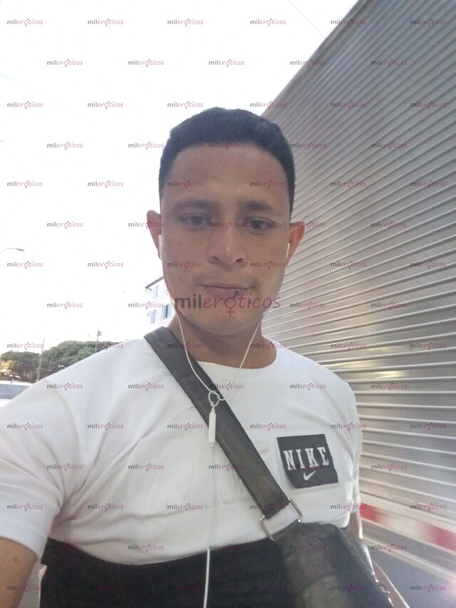 FOTOS DE HOLA SOY ARDIENTE Y COMPLACIENTE NO TE ARREPENTIRÁS TENGO LO Q TE GUSTA