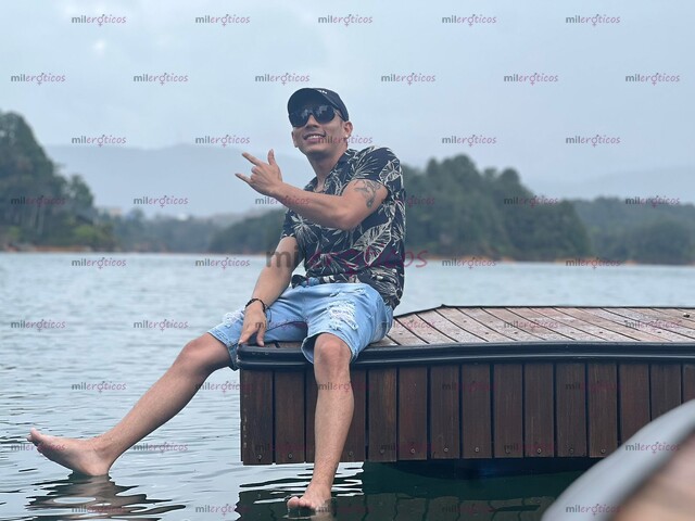 FOTOS DE NUEVO EN TU CIUDAD DULCERO HOT JOVEN VICIOSO A TOPE CON GANAS DE FOLLAR