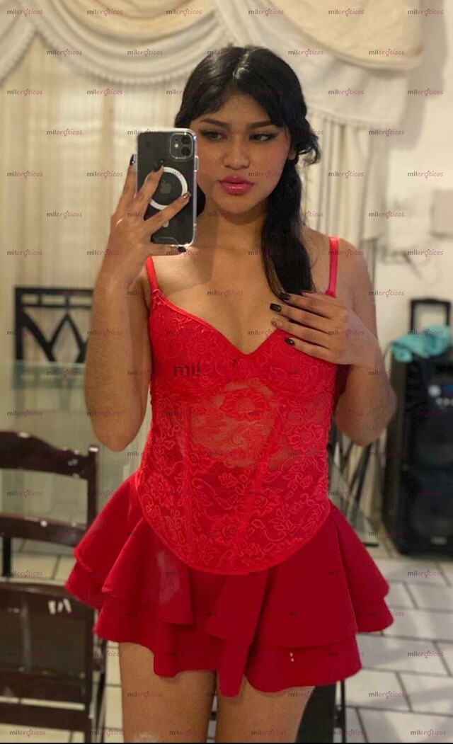 FOTOS DE ALEXIA CHICA VIP, DE 18 AÑOS DELGADA Y COMPLACIENTE