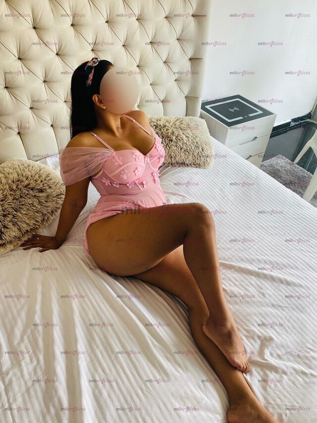 FOTOS DE MADDY UN CHICA TOTALMENTE NATURAL Y MUY GUAPA