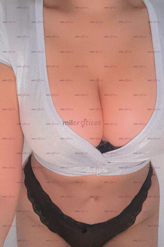 FOTOS DE SENSUAL Y COMPLACIENTE JOVENCITA DISPUESTA A TODO Y PASARLA DELI