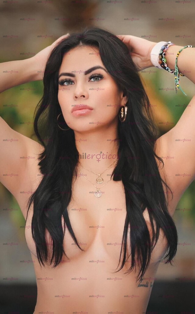 FOTOS DE HERMOSA CHICA DISPONIBLE PARA TI BEBÉ, ESTOY MUY CALIENTE