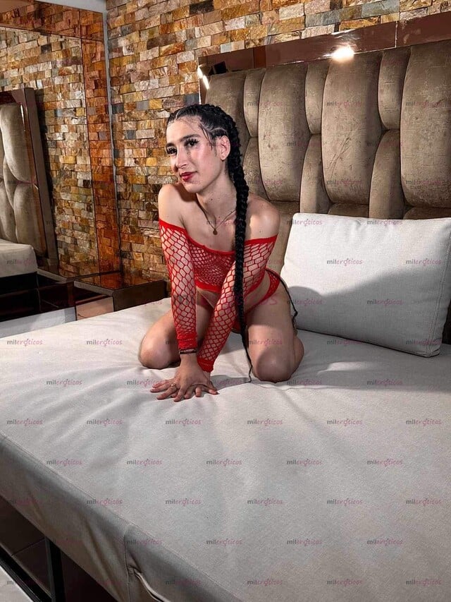 FOTOS DE CHICA TRANS MUY FEMENINA DELICADA VERGONA