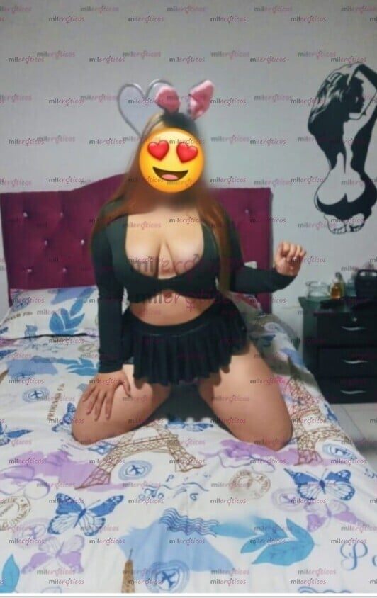 FOTOS DE LINDA GORDITA , CON SENOS GRANDE Y ORAL AL NATURAL