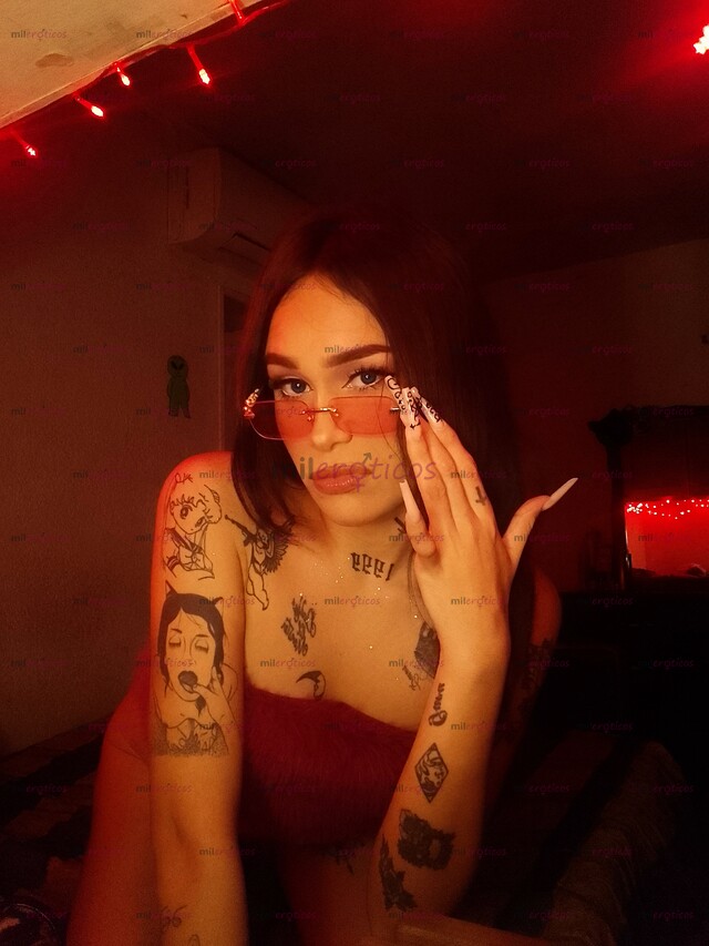 FOTOS DE TU PRINCESA CACHONDA, ALEXA FEMENINA (SIN LUGAR)