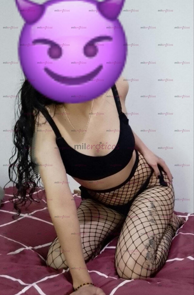 FOTOS DE SOY JOVEN, ENCANTADORA, RISUEÑA, ATREVIDA Y SUPER RELAJADA