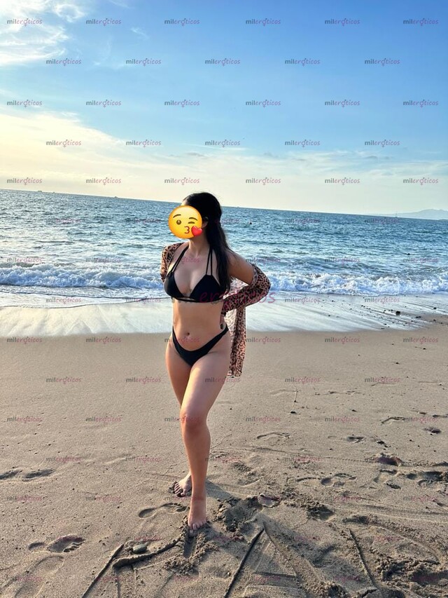 FOTOS DE SOY ROMINA Y ESTARÉ UNOS DÍAS AQUÍ EN MANZANILLO DISFRÚTAME