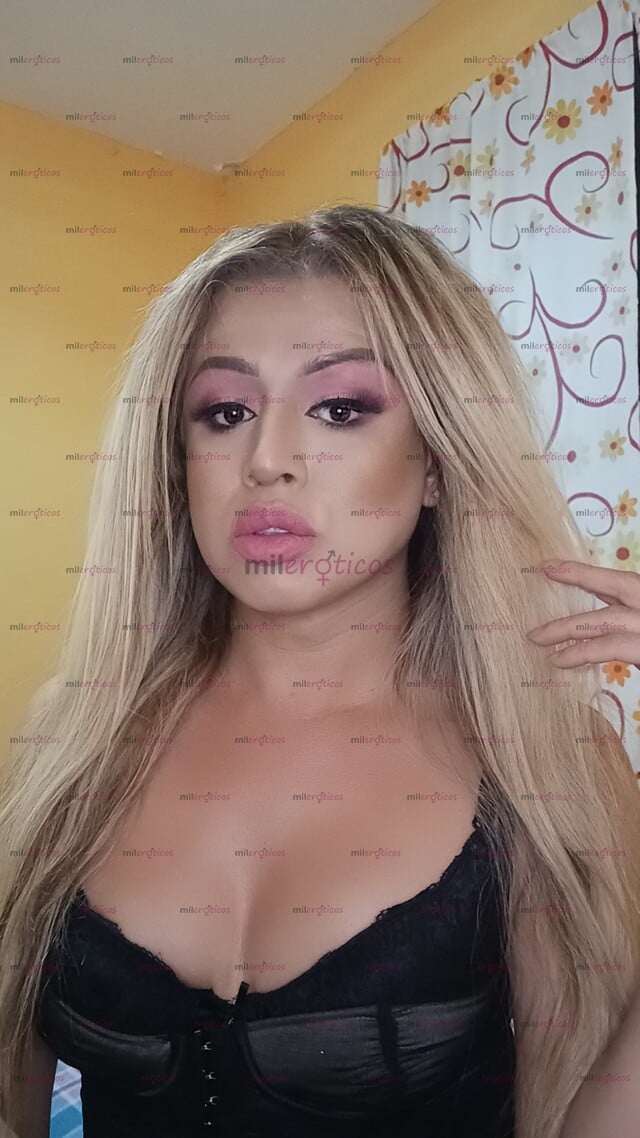 FOTOS DE NENITA TRANS , SENSUALIDAD, CARIÑOSA , FEMENINA ESPERANDO POR TI