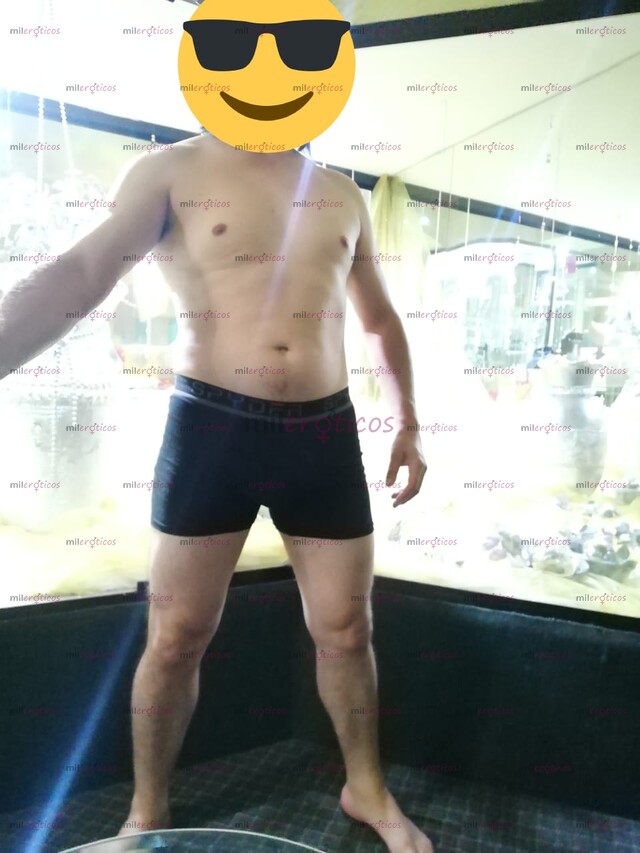 FOTOS DE ALEJANDRO ENRICCO GIGOLO PROFESIONAL CON AMPLIA EXPERIENCIA EN CUMPLIR FANTASÍAS