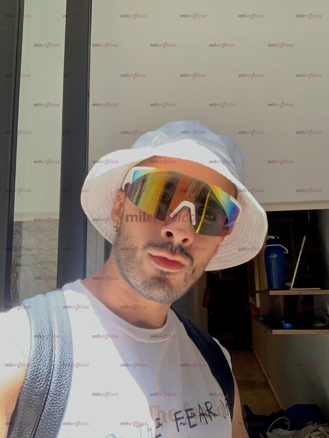 FOTOS DE HOLA MI NOMBRE ES MICHAEL, PUEDO ACOMPAÑARTE EN MOMENTOS INCREÍBLES, Í
