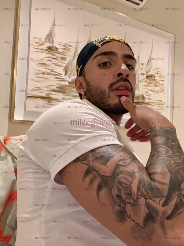 FOTOS DE HOLA MI NOMBRE ES MICHAEL, PUEDO ACOMPAÑARTE EN MOMENTOS INCREÍBLES, Í