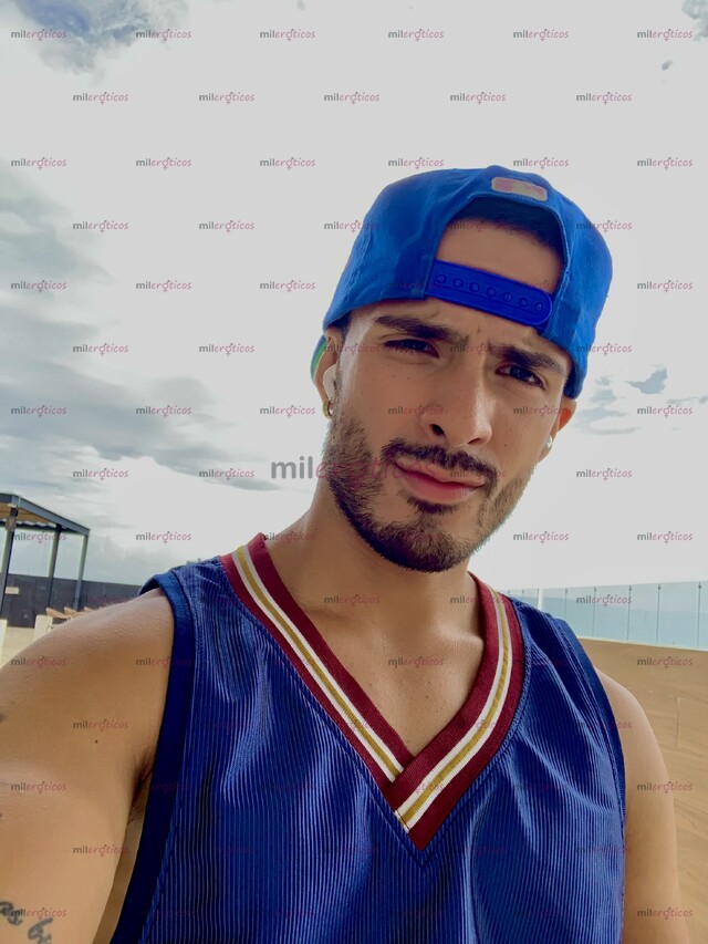 FOTOS DE HOLA MI NOMBRE ES MICHAEL, PUEDO ACOMPAÑARTE EN MOMENTOS INCREÍBLES, Í
