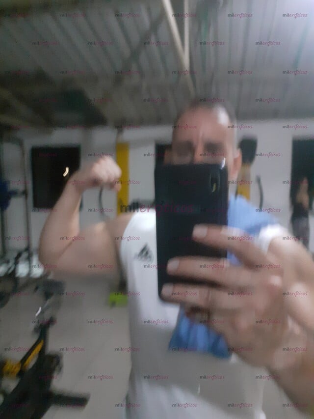 FOTOS DE HOMBRE ATIENDE A MUJERES DUSCRECION SEGURIDAD SIN AFANES