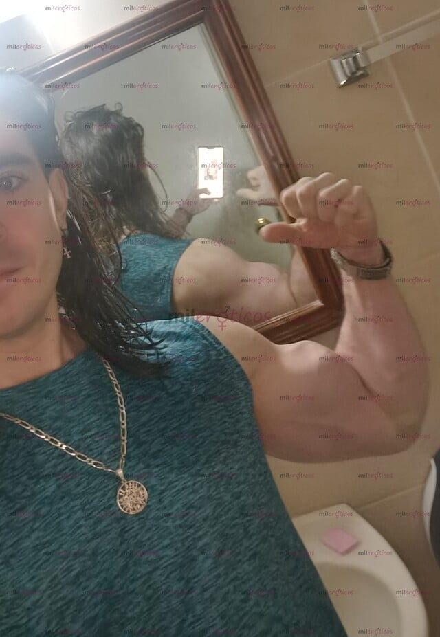 FOTOS DE GIGOLO A DAMAS COMPAÑÍA CONTACTO 9993519275 WHATSAP DISPONIBLE
