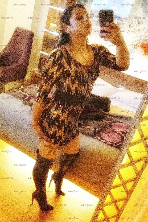 FOTOS DE MUJER DOMINANTE , INTERACTIVA , COMPLACIENTE , Y SUMISA