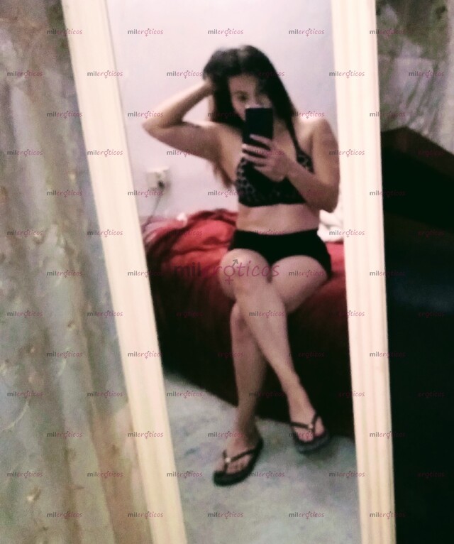 FOTOS DE CHICA COMPLACIENTE MUY DIVERTIDA Y CACHONDA