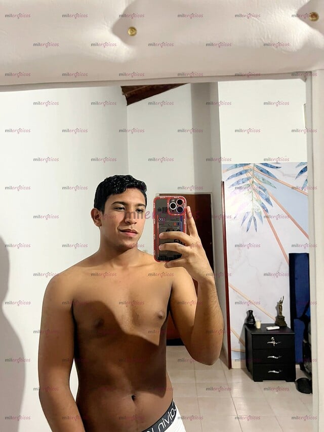 FOTOS DE JOVEN CALIENTE QUIERE COMPLACER TUS FANTACIAS Y FETICHES VEN Y DISFRUTA CONMIGO