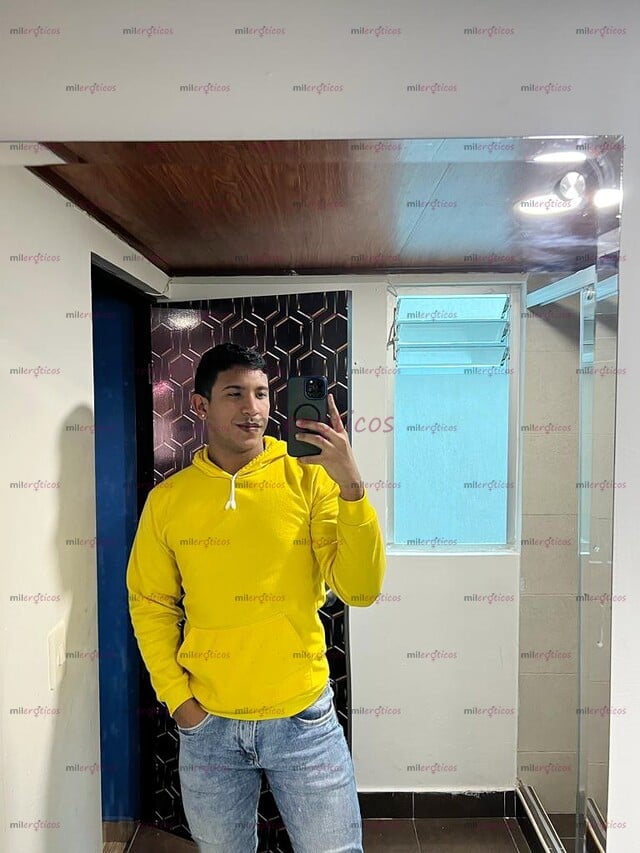 FOTOS DE JOVEN CALIENTE QUIERE COMPLACER TUS FANTACIAS Y FETICHES VEN Y DISFRUTA CONMIGO