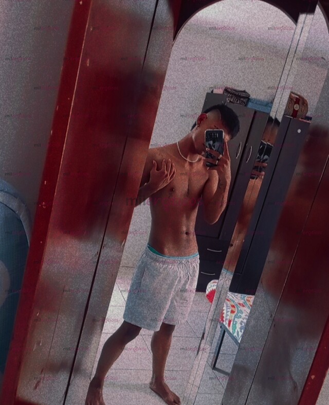 FOTOS DE MAICOL JOVEN DE PASO DISPONIBLE Y DISPUESTO A CUMPLIR TUS FANTASÍAS SEXUALES