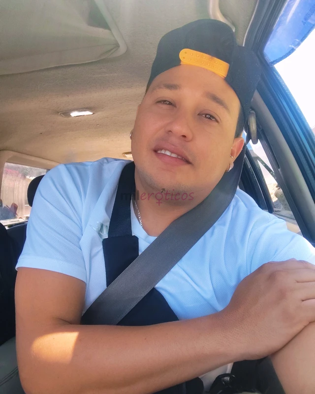 Hola soy tony nuevo en santiago de chile dispuesto en complacer todas tus fantasias sexuales 100 act full morboso trato de pareja fetiches y sexo coch...