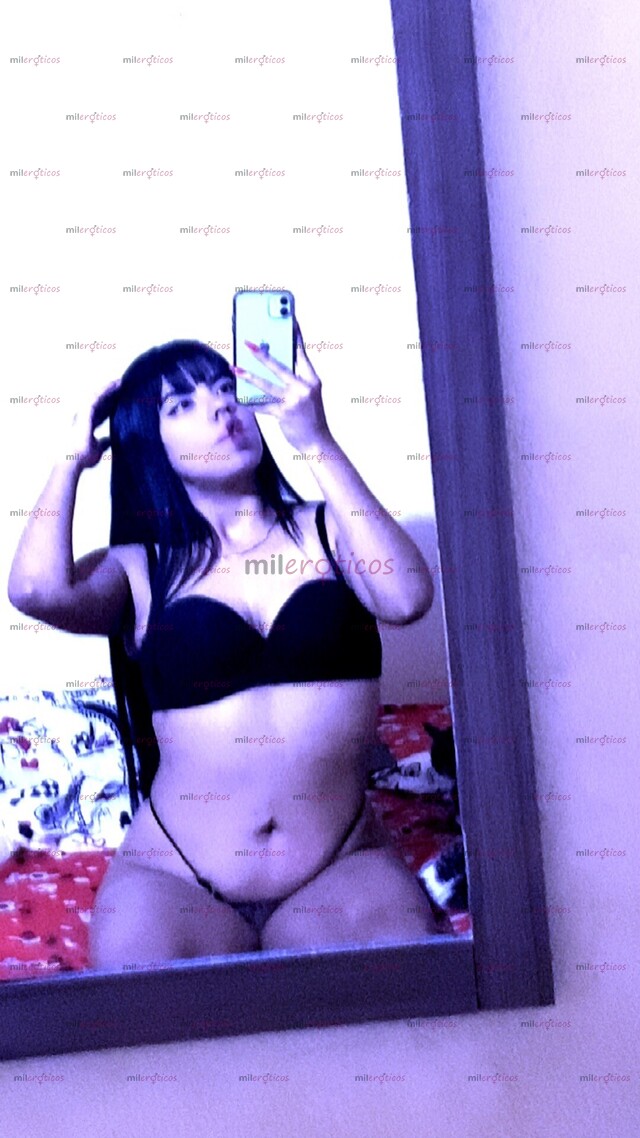 FOTOS DE SOY UNA MORENA MUY CALIENTE, ME ENCANTA QUE AMBOS DISFRUTEMOS