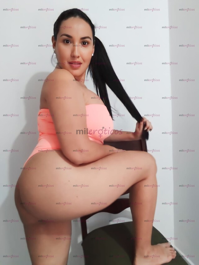 FOTOS DE HOLA MI AMOR SOY LUCY Y SOY MUY HOT, QUIERO SACARTE TODA LA LECHITA EN MI BOCA..