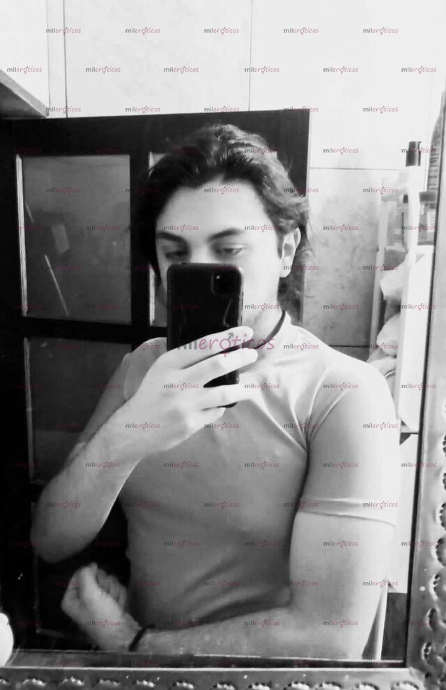 FOTOS DE GIGOLÓ JOVEN BUSCA CONSENTIRTE COMO QUIERAS