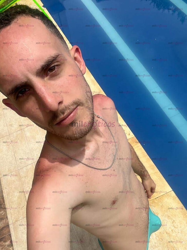 FOTOS DE ALEJANDRO RECIÉN LLEGADO 20CM. FLACO AGRADABLE Y COMPLACIENTE