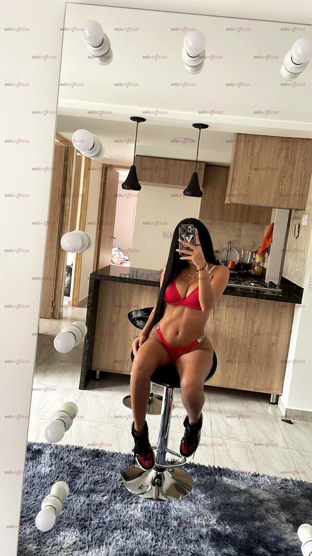 FOTOS DE HERMOSA COMPLACIENTE ESPERANDO QUE ME COGAS BEBE