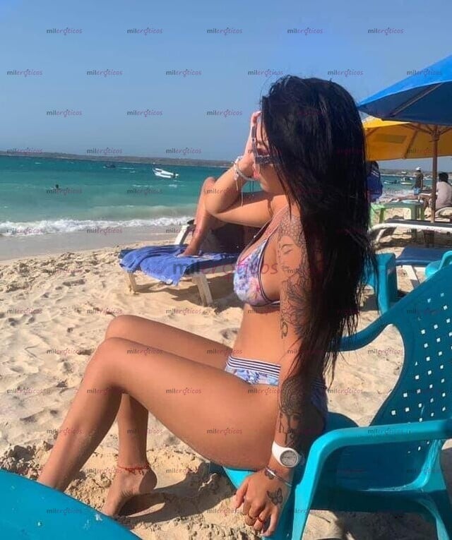 FOTOS DE COLOMBIANA SUPER CACHONDA 19 AÑOS BEBE EL MEJOR SEXO