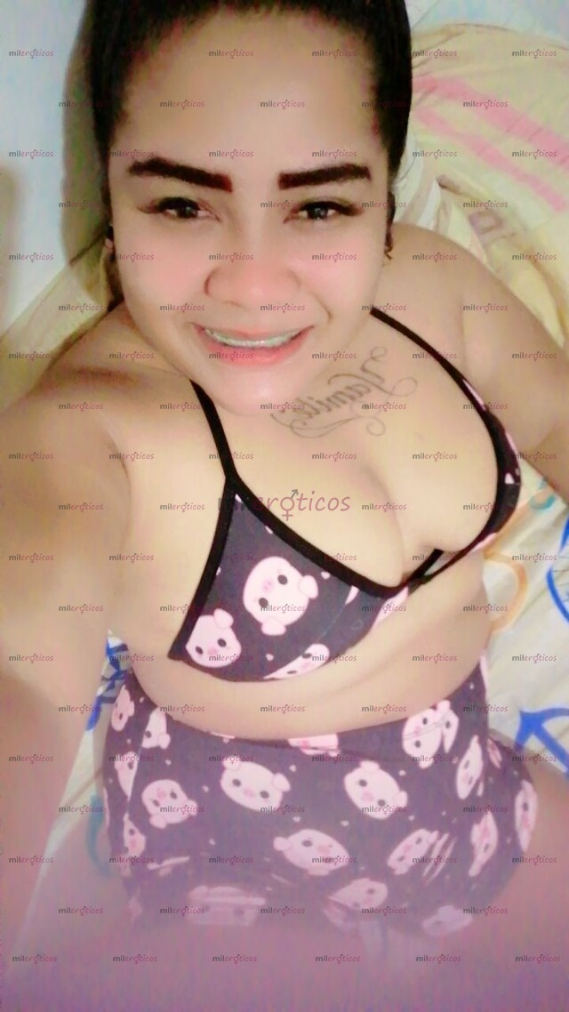 FOTOS DE CHIKITA SÚPER TRAGONA DE VERGA PROFUNDA ATIENDO SIN AFAN