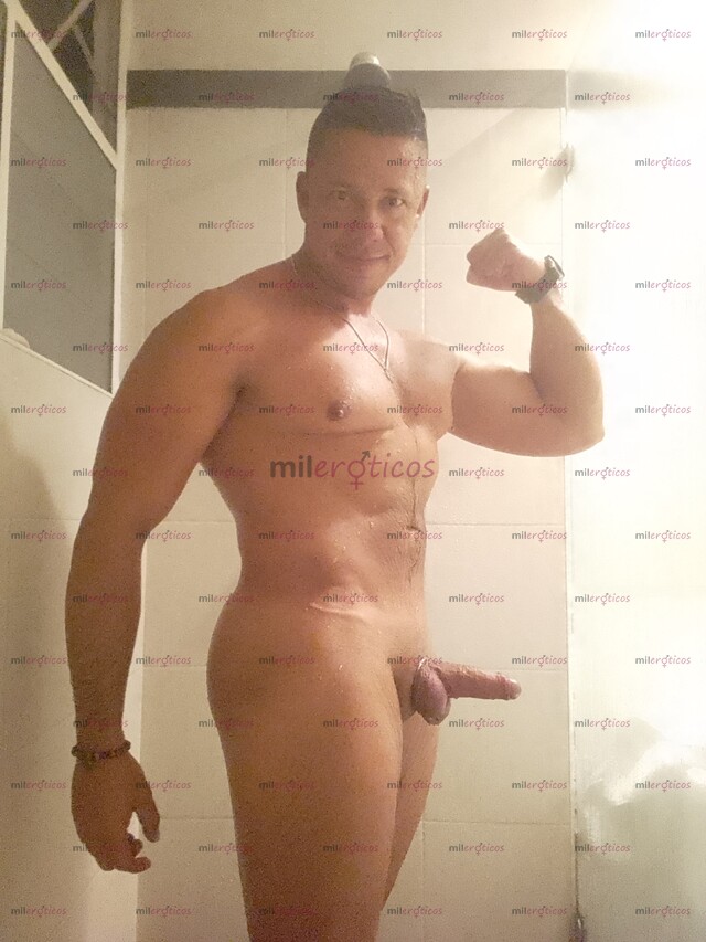 FOTOS DE MACHO MASAJISTA PARA HOMBRES CUERPO A CUERPO Y DEPILACION MASCULINA VIP