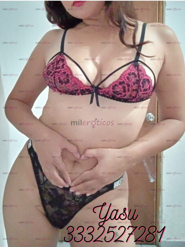 FOTOS DE YASU JOVEN CON ASCENDENCIA ASIÁTICA 21 AÑOS