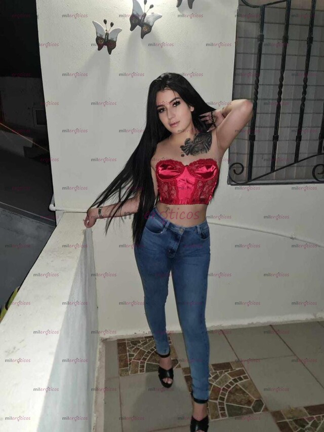 FOTOS DE HERMOSA PELINEGRA CON GANAS DE CONOCERTE