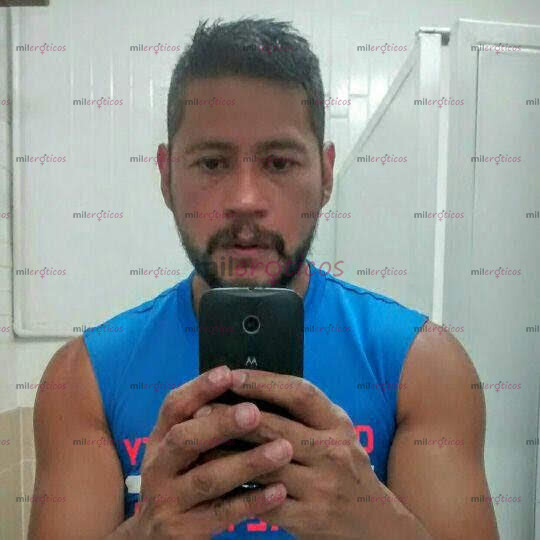 FOTOS DE SAUL ESCORT. TERAPEUTA FISICO. ATLETICO MORENO CLARO.